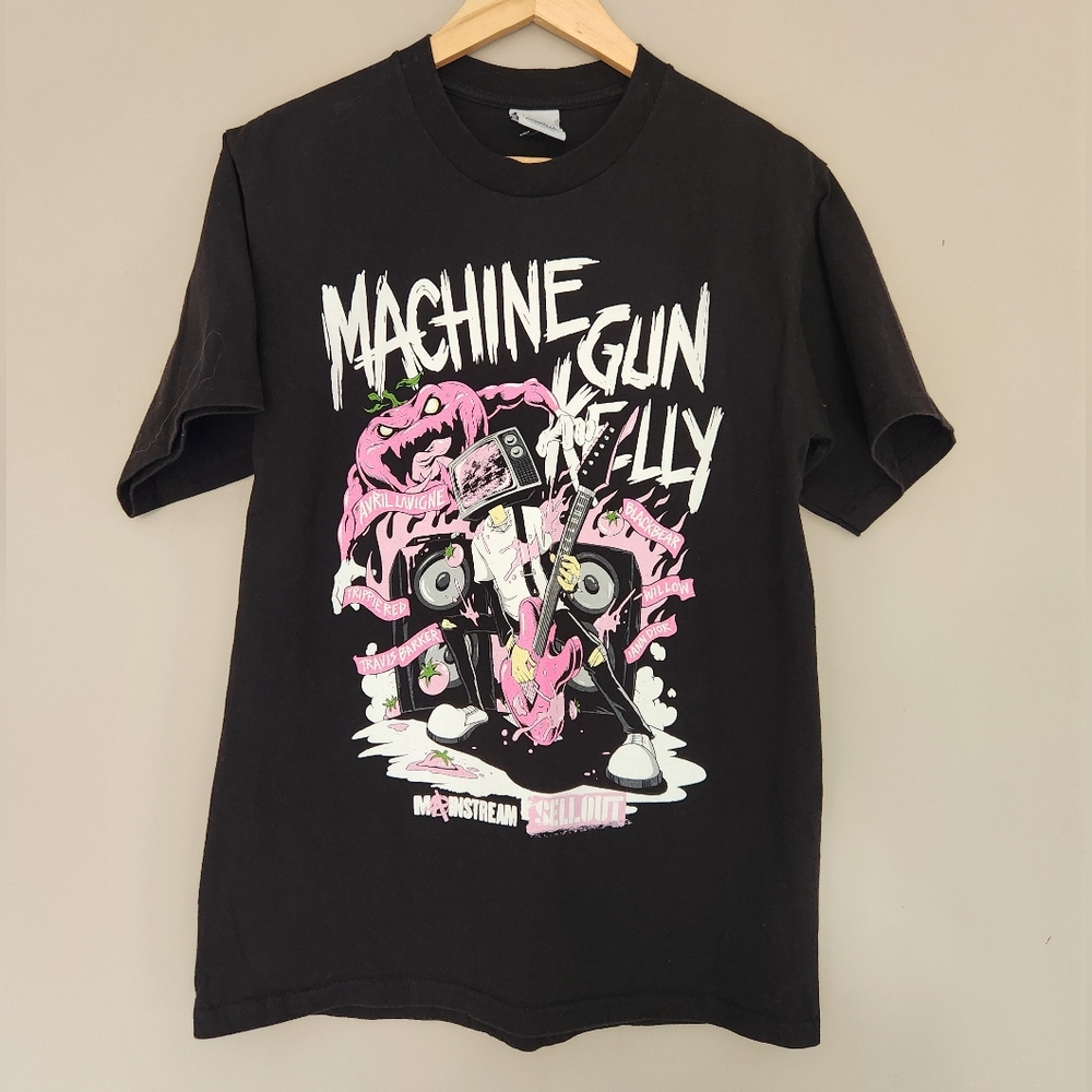 Machine Gun Kelly Mainstream Sellout Tour 2022